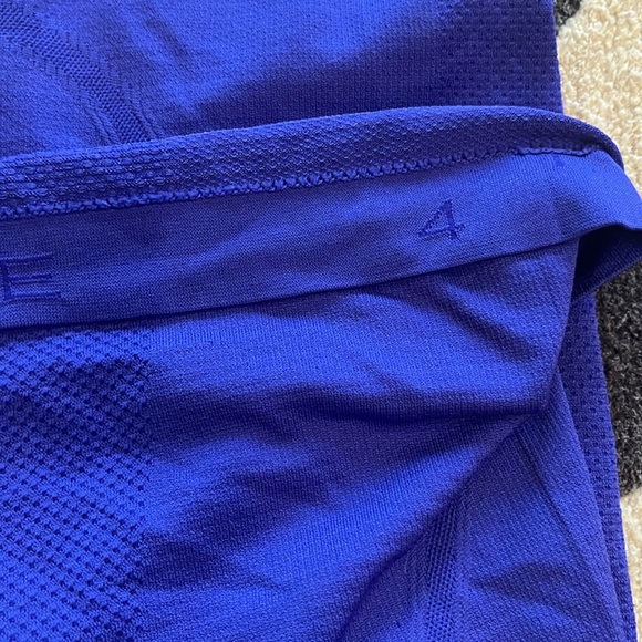Like new Lululemon tank top - Picture 8 of 10